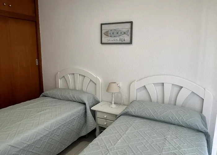 Hawaii V 25b - By Watermelon *