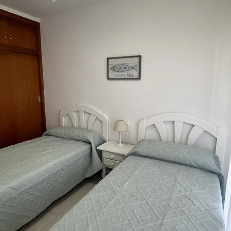 Hawaii V 25b - By Watermelon *